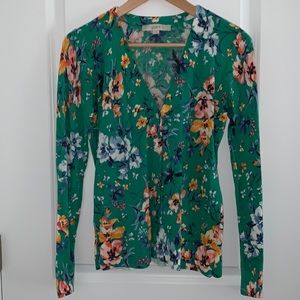 LOFT Kelly green floral v-neck button front cardigan lightweight sweater M